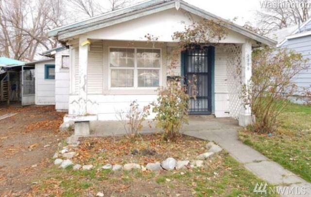 2309 Rich Ave - Photo 1