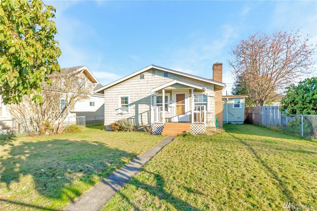 5911 Yakima Ave - Photo 1