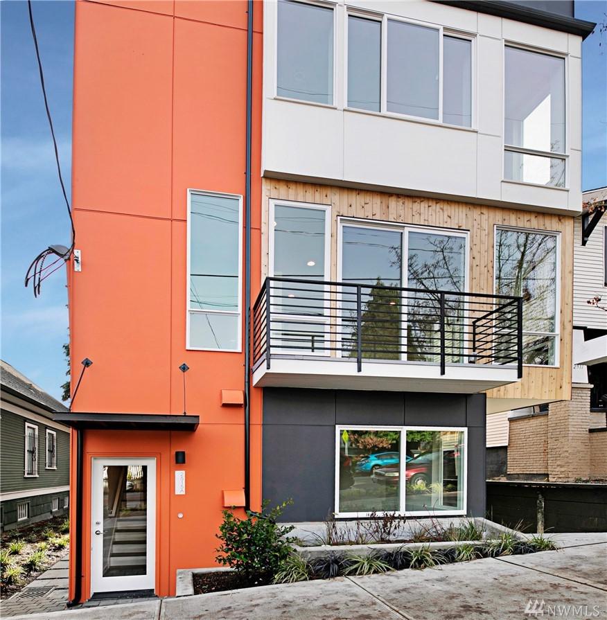 2515 Yesler Wy - Photo 1