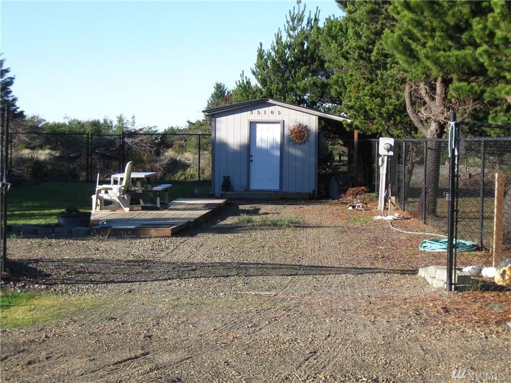 35105 H Place - Photo 1