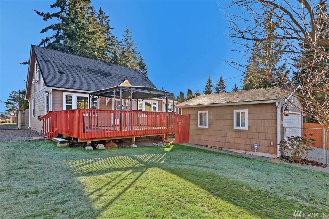 8609 Holly Dr - Photo 1