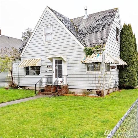 2708 8th St - Photo 1
