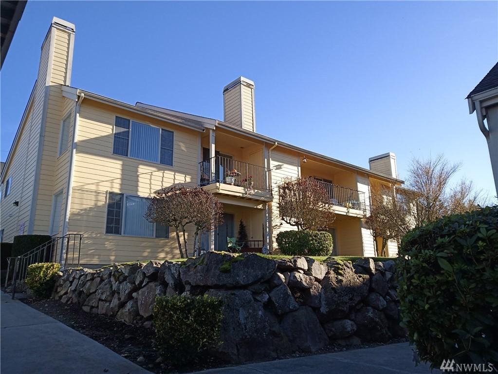 1111 Villard St - Photo 1