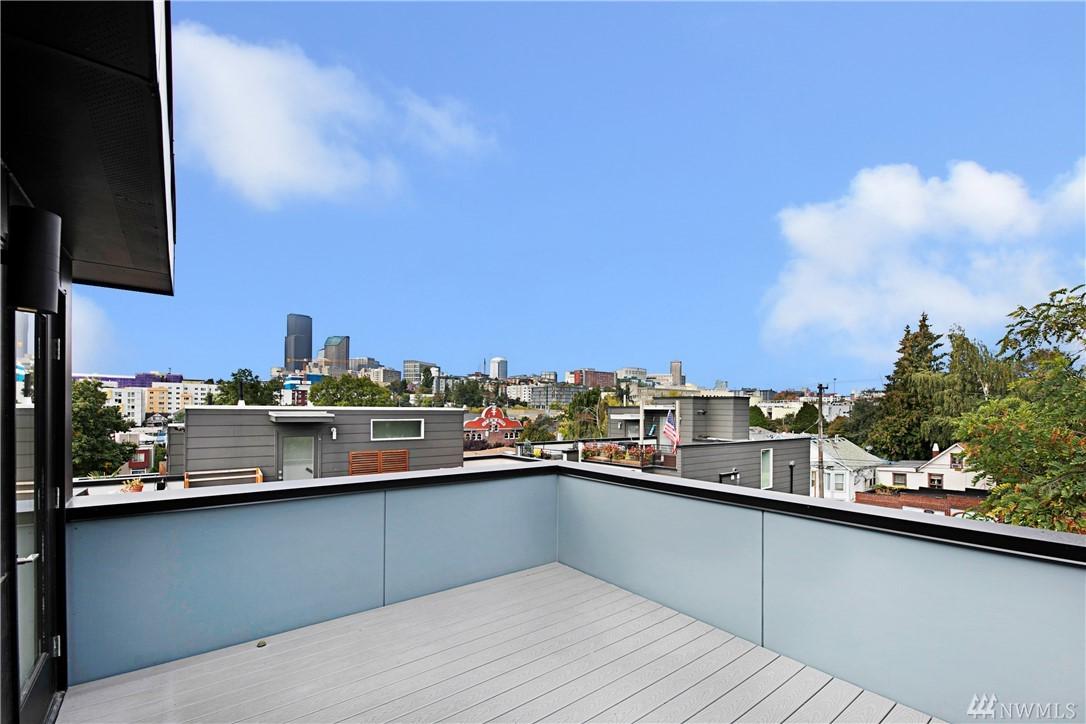 119 15th Ave - Photo 1