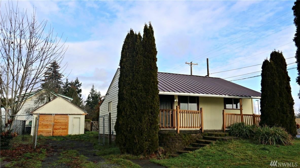 223 100th St - Photo 1
