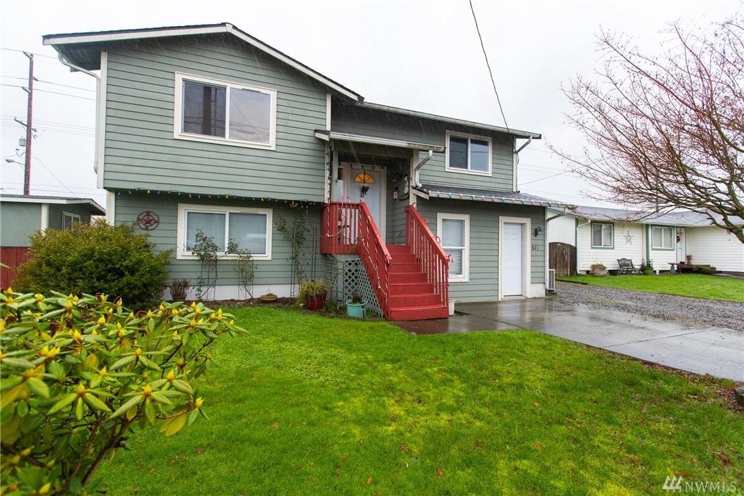 671 William Ave - Photo 1