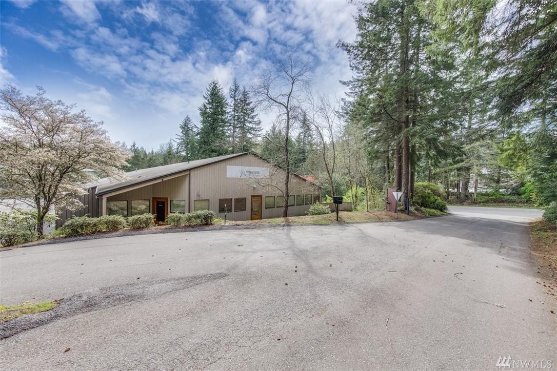 7906 Day Rd - Photo 1