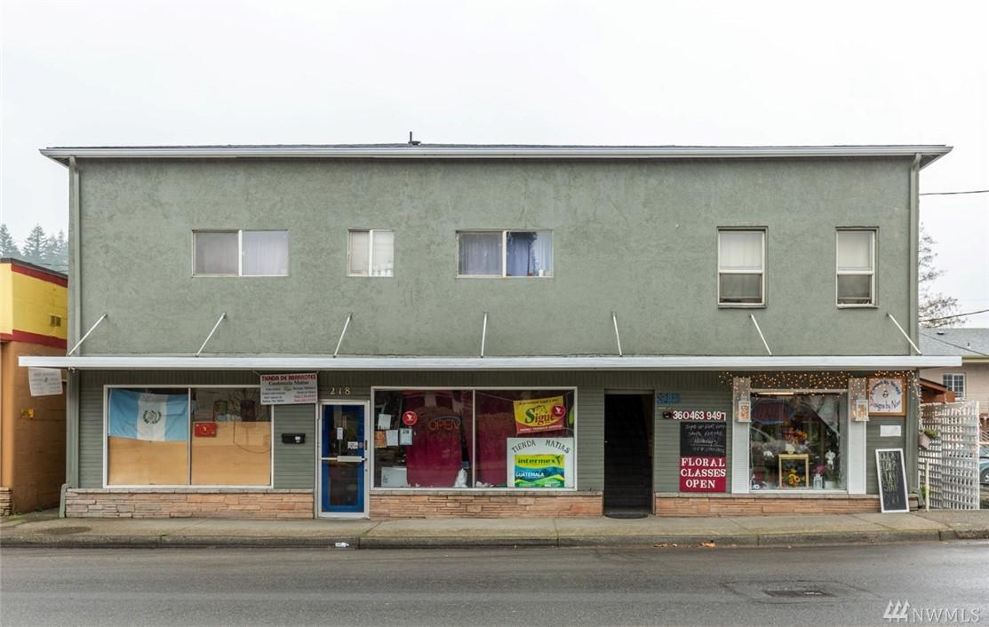218 First St - Photo 1