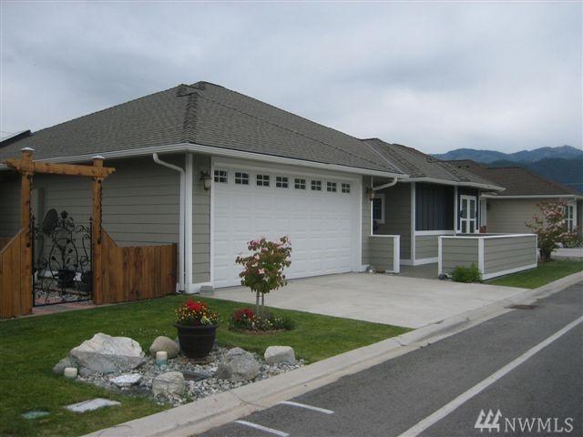 103 Village Dr - Photo 1