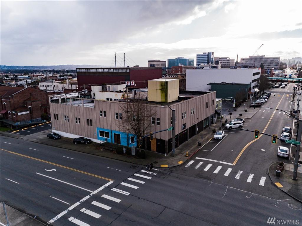 2701 Wetmore Ave - Photo 1