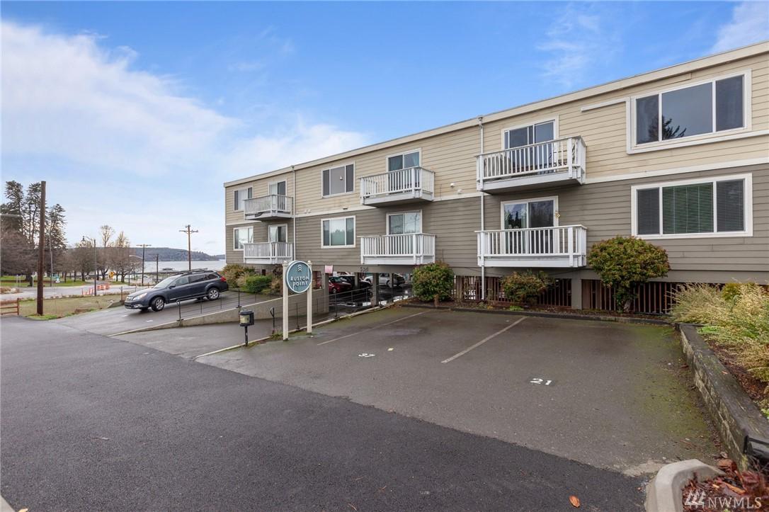 5321 Pearl St - Photo 1