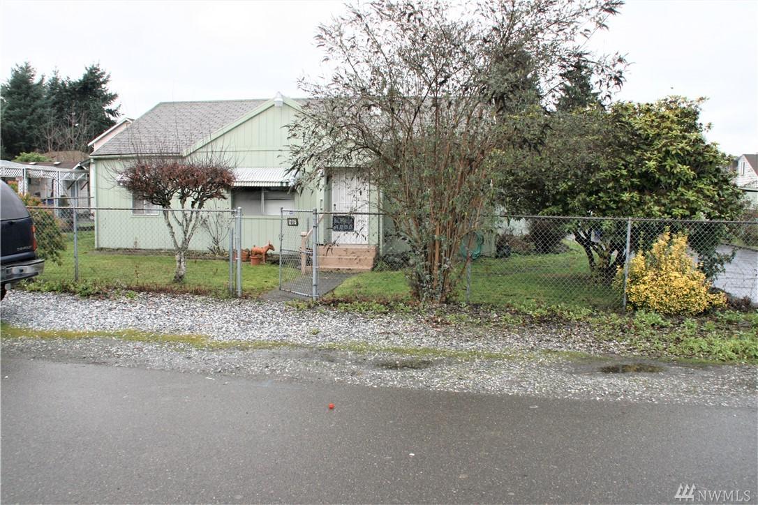 12215 45th Ave - Photo 1