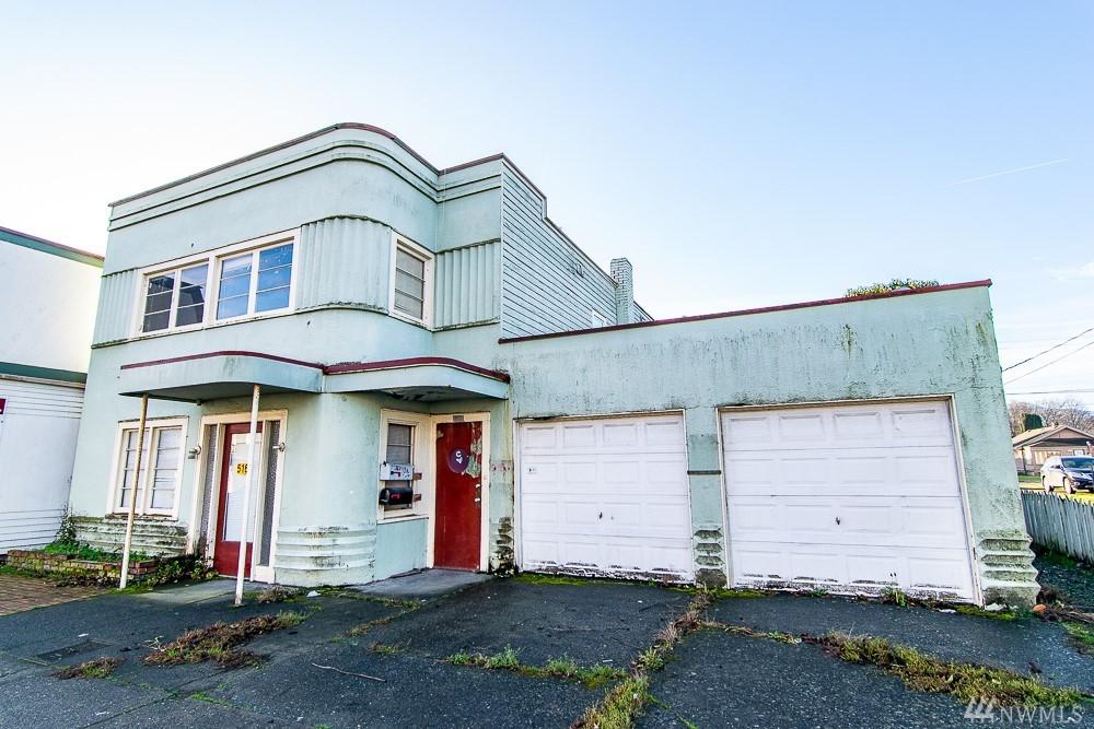 516 First St - Photo 1