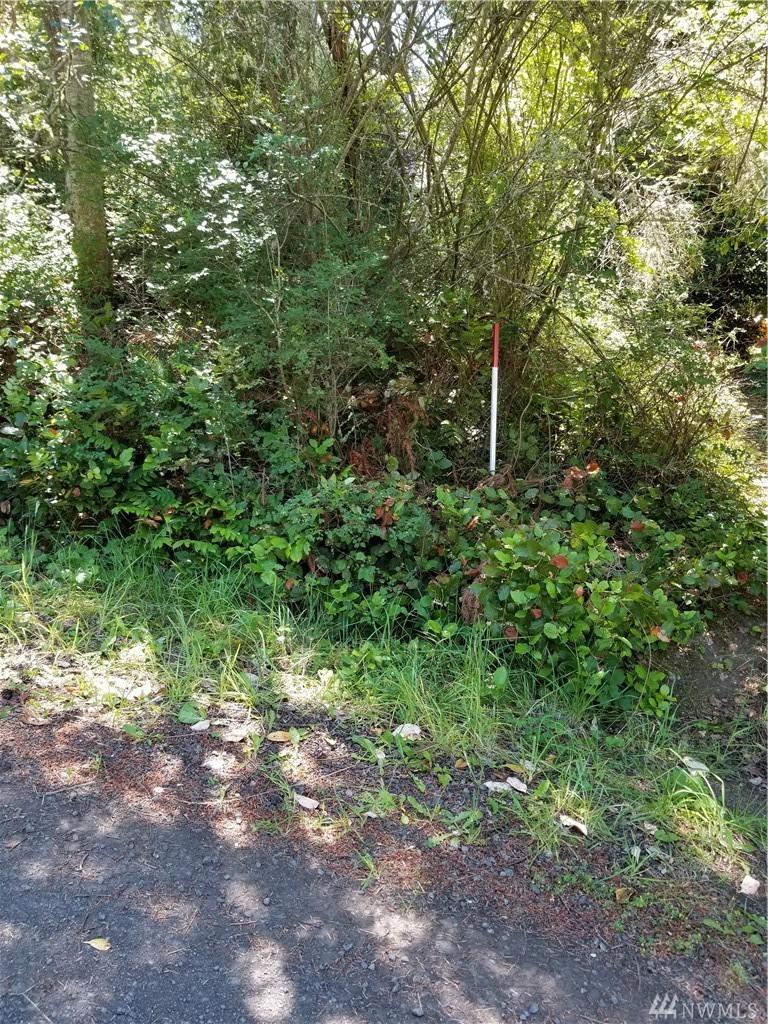 999 N St - Photo 1