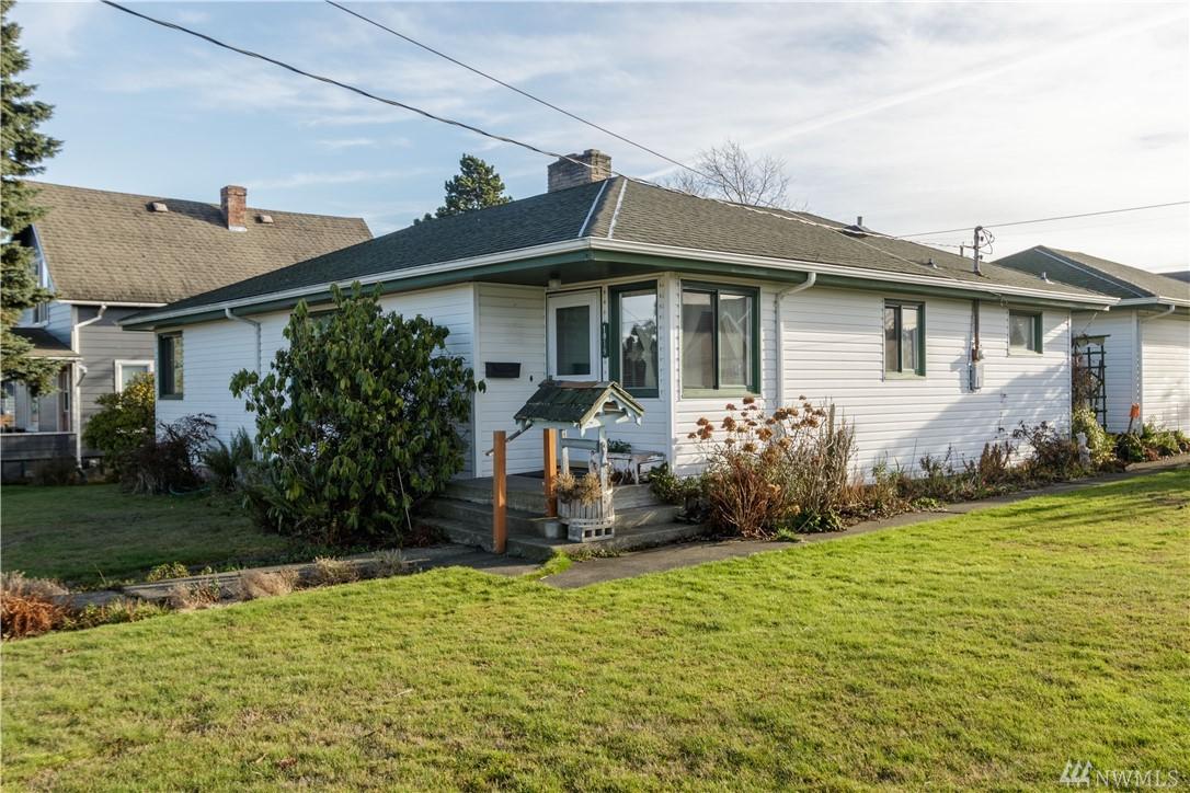 1019 19th St - Photo 1