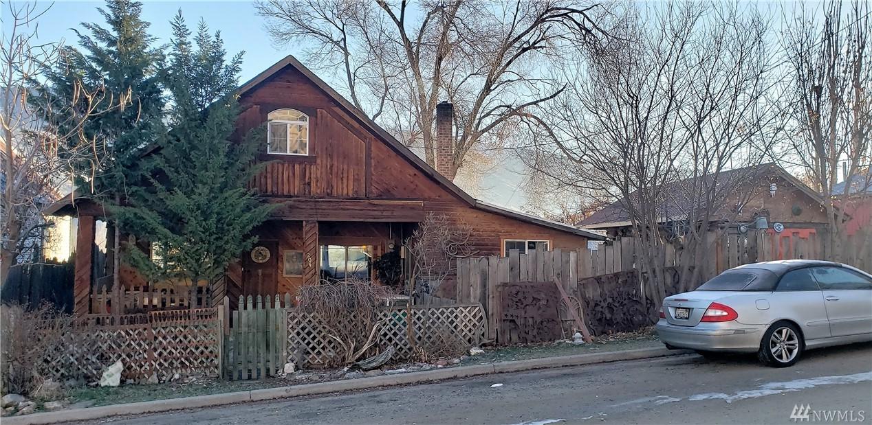 204 Griggs St - Photo 1