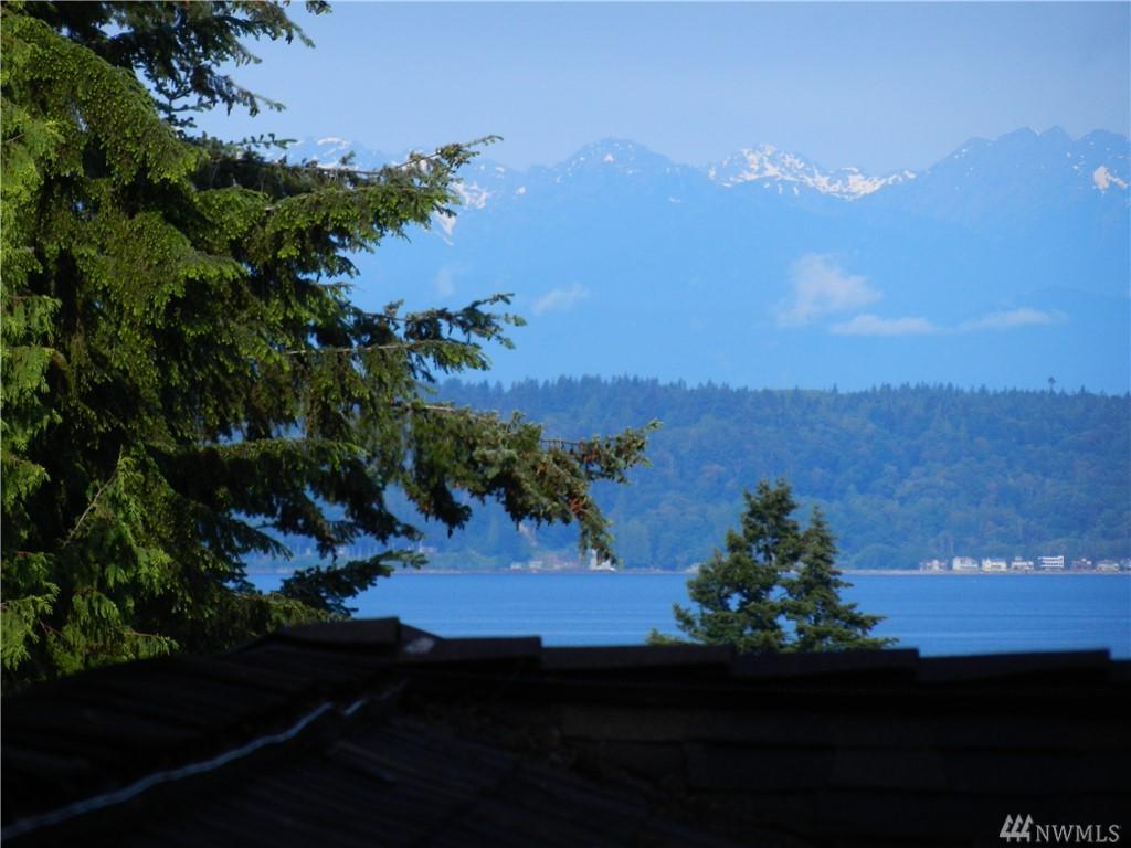 306 8TH Ave - Photo 1