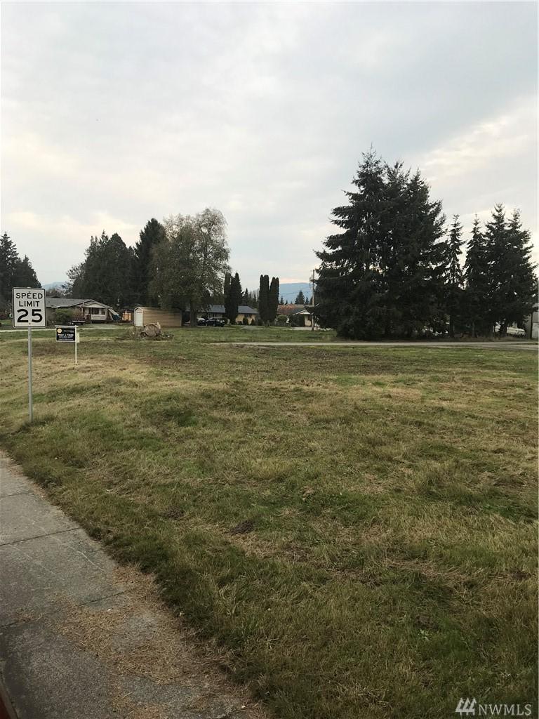 1214 Anacortes St - Photo 1
