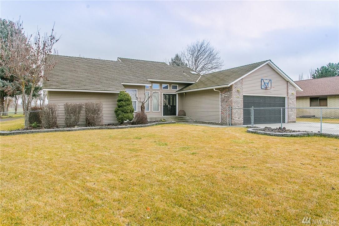 843 Skylark Wy - Photo 1