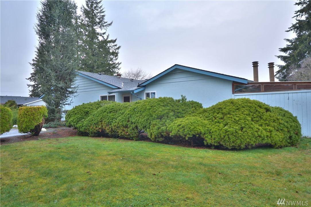 8405 55 Ave - Photo 1