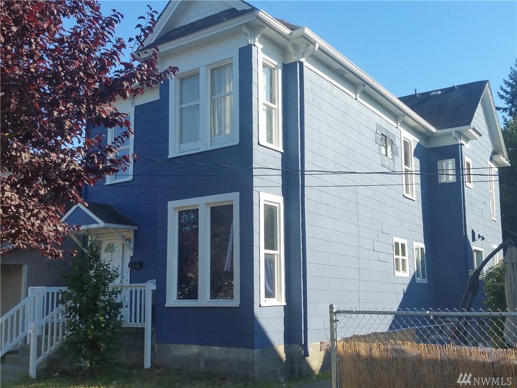 1214 8th St - Photo 1