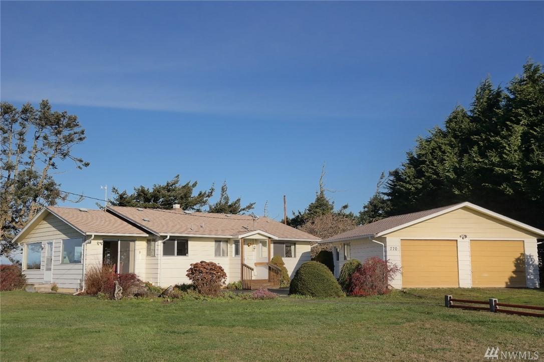 770 Marine Dr - Photo 1
