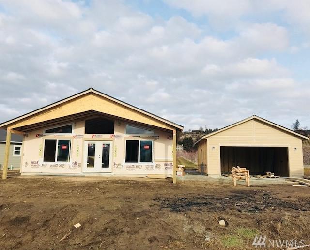 205 Manzanita Dr - Photo 1
