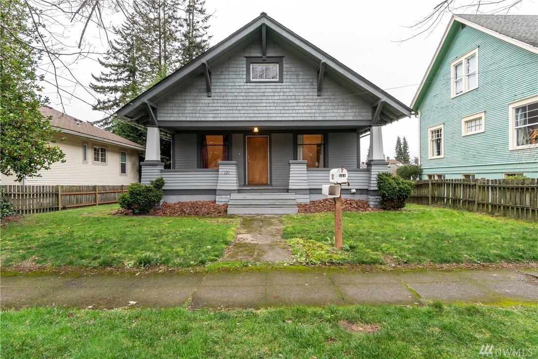 121 Highland Ave - Photo 1