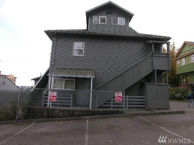 609 15th St - Photo 1