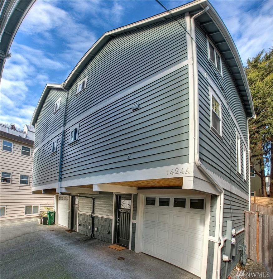 1424 62nd St - Photo 1