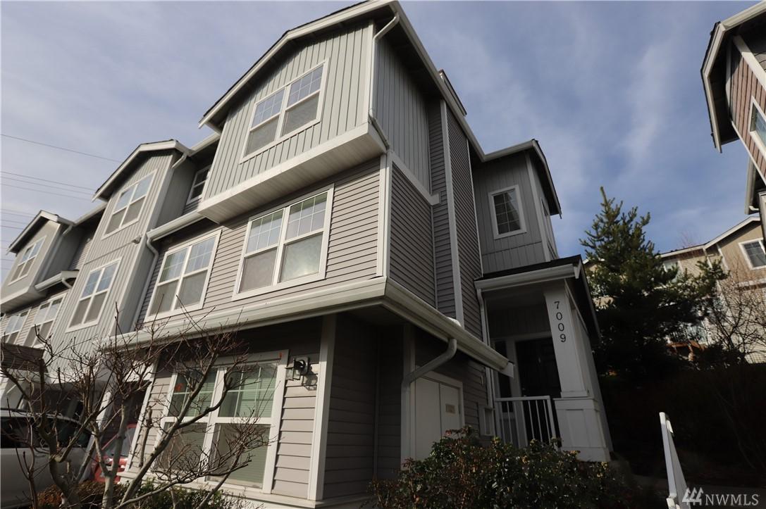 7009 Holly Park Dr - Photo 1