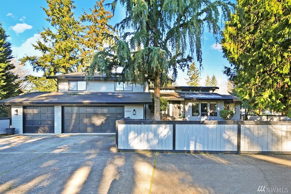 20315 Island Parkway - Photo 1