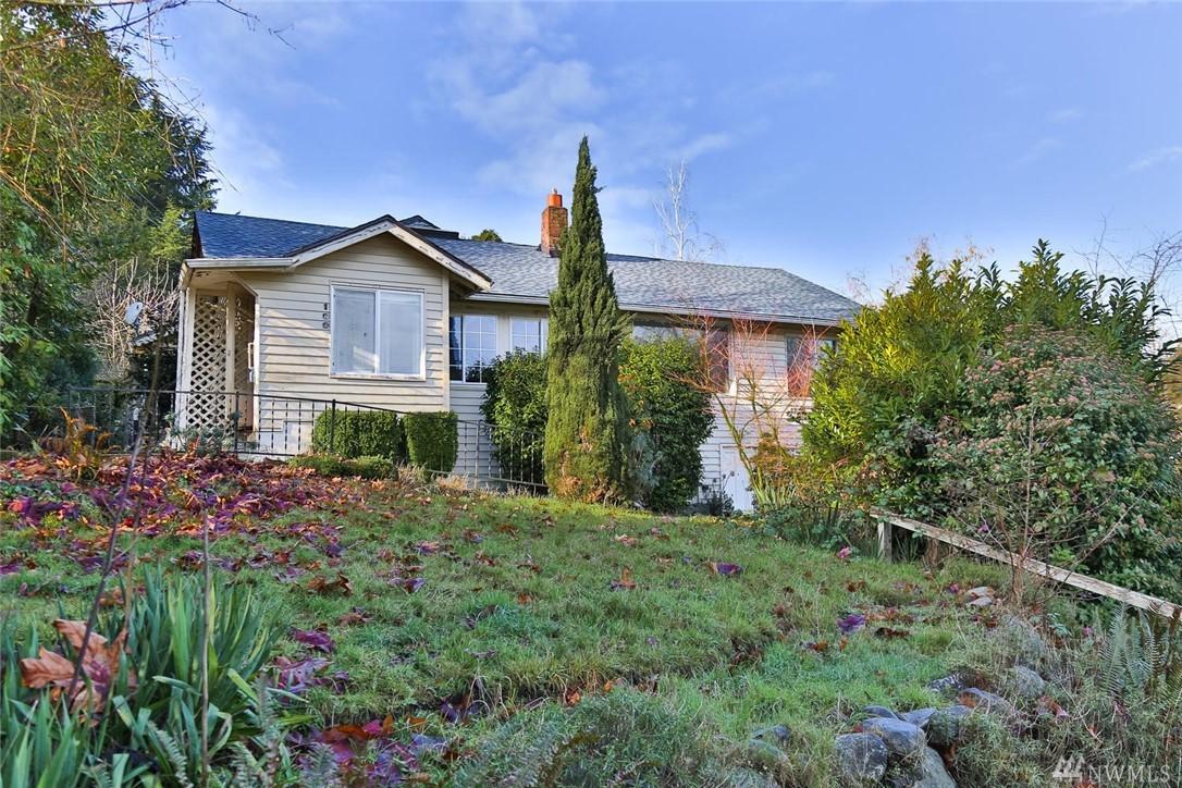 10011 Wallingford Ave - Photo 1