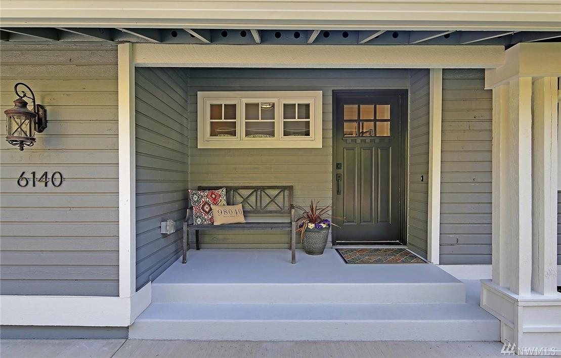 6140 94th Ave - Photo 1