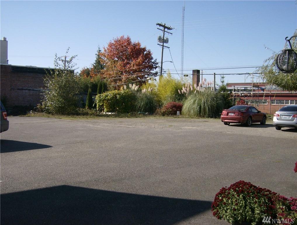 519 Tower - Photo 1
