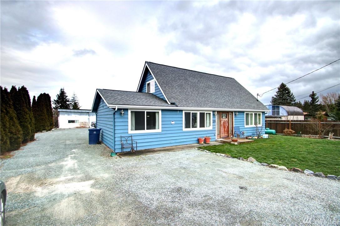 2211 Fir St - Photo 1
