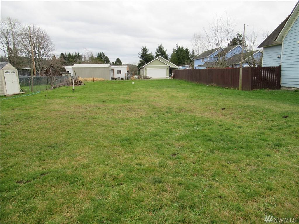 878 Harrison Ave - Photo 1