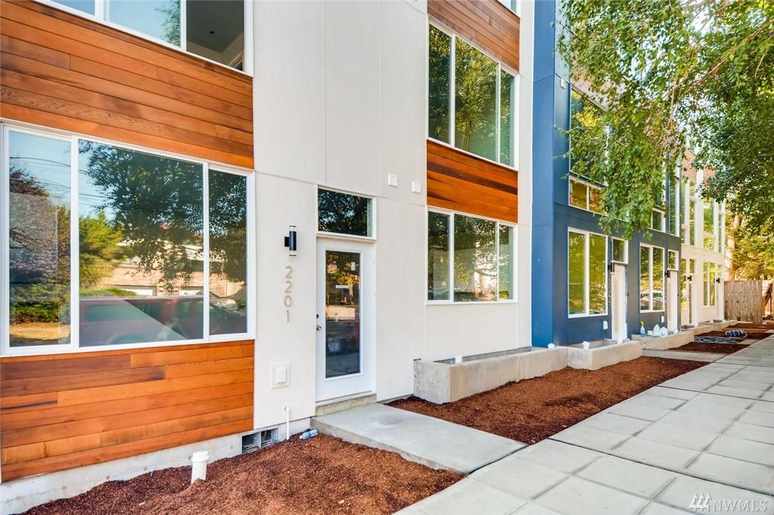 2207 63rd St - Photo 1