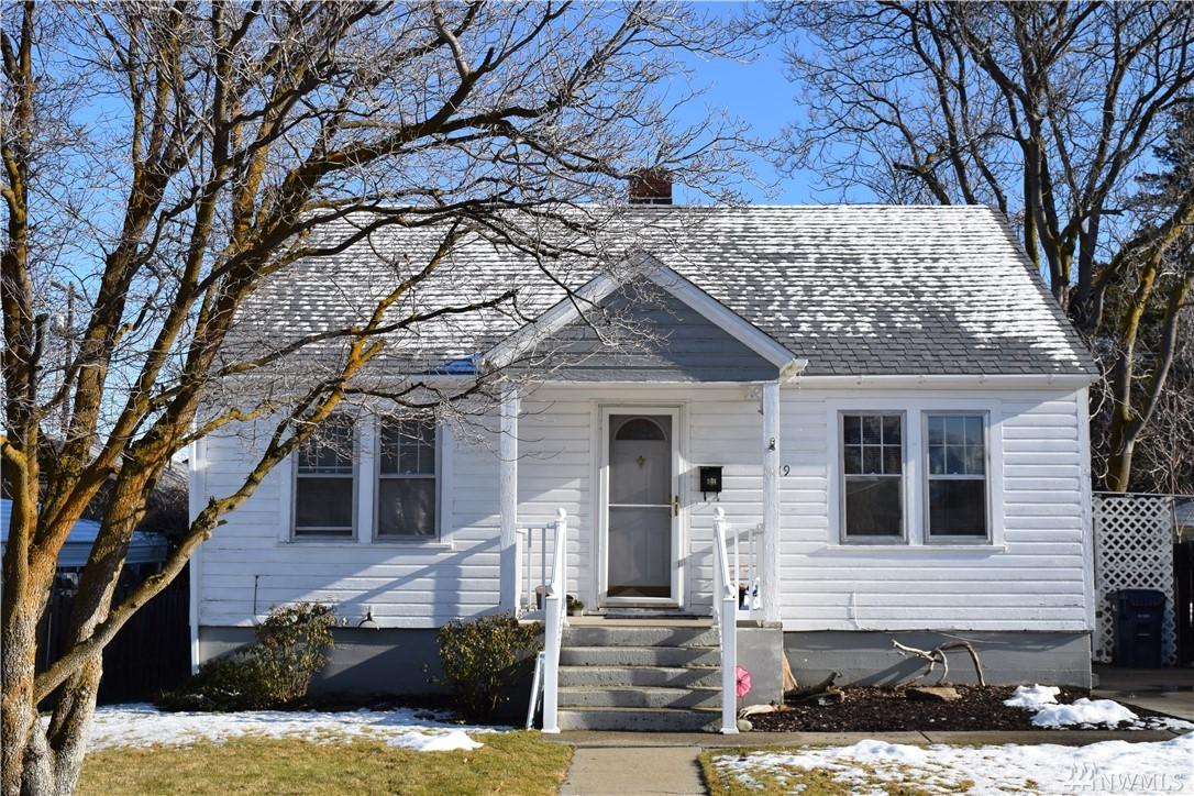 619 Highland Dr - Photo 1