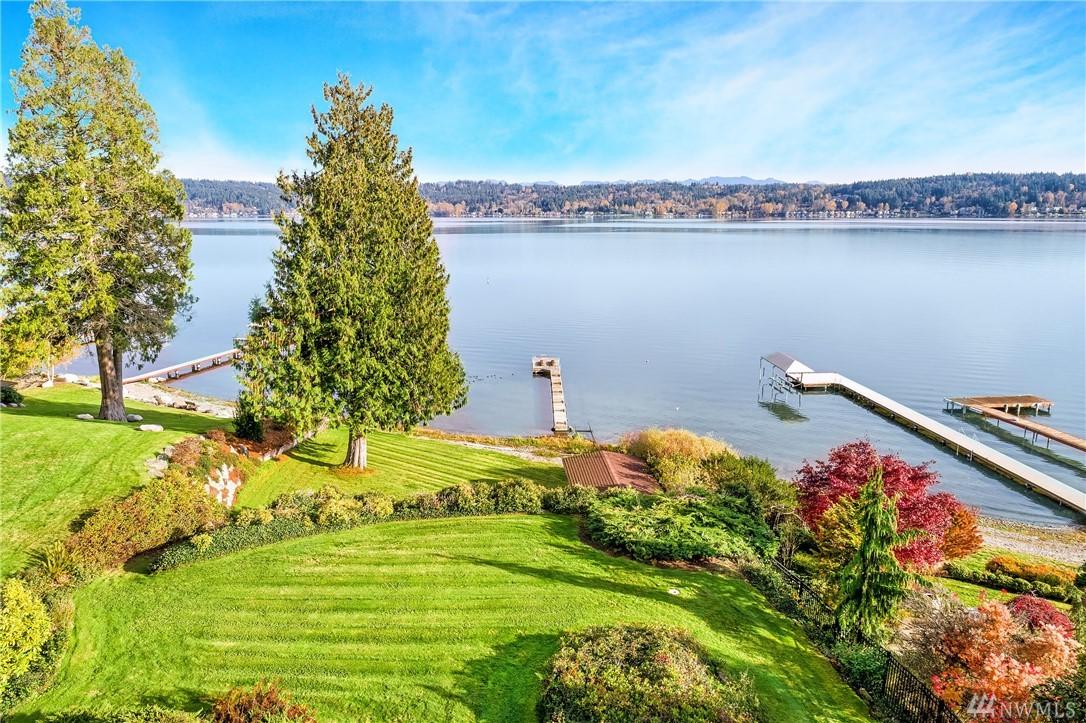 214 Lake Sammamish Pkwy - Photo 1