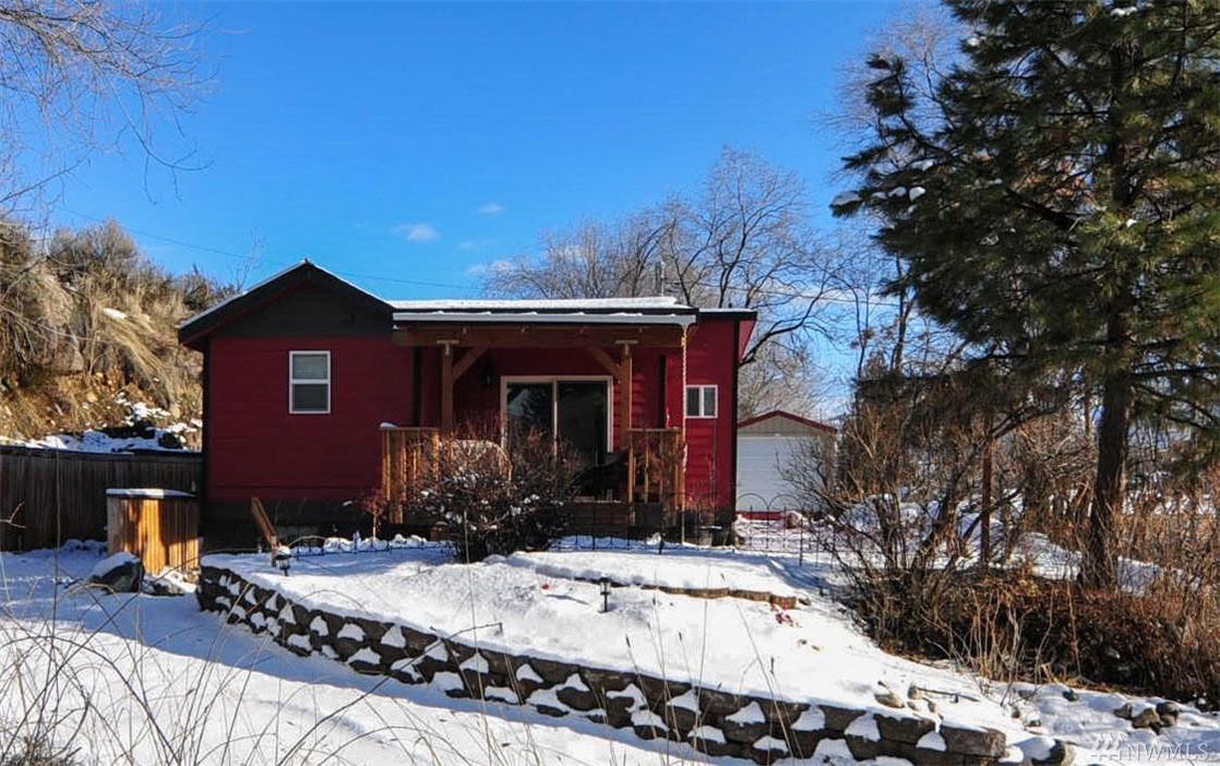 601 Johnson Ave - Photo 1