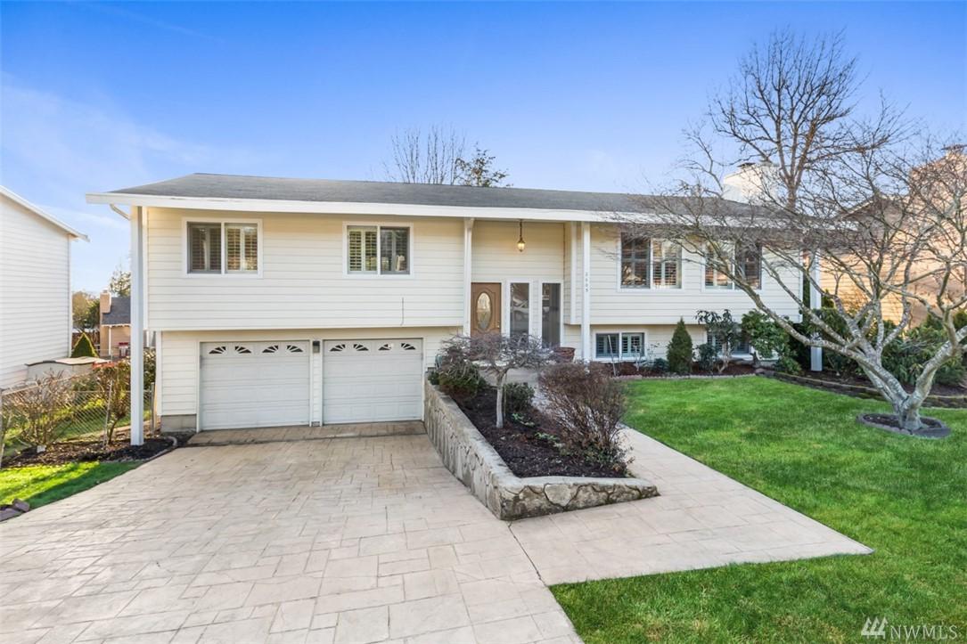 2605 Smithers Ave - Photo 1