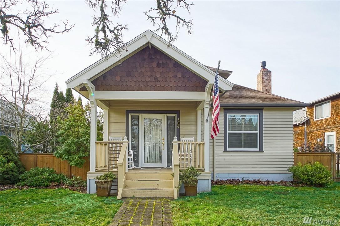 306 Louviers Ave - Photo 1