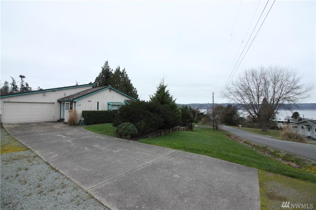 715 Camano View Rd - Photo 1