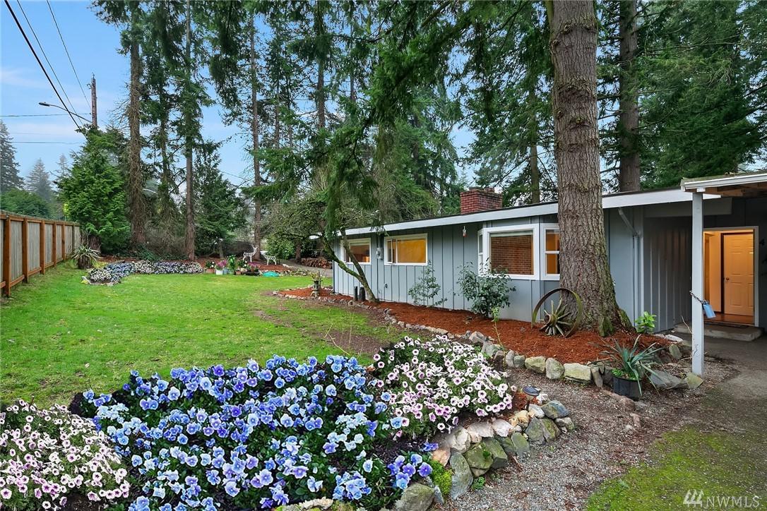 4225 150th Ave - Photo 1