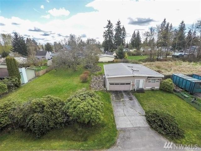 226 106th St - Photo 1