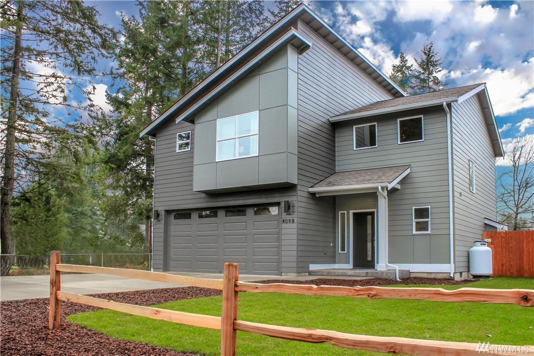 4042 Eastwood Ave - Photo 1