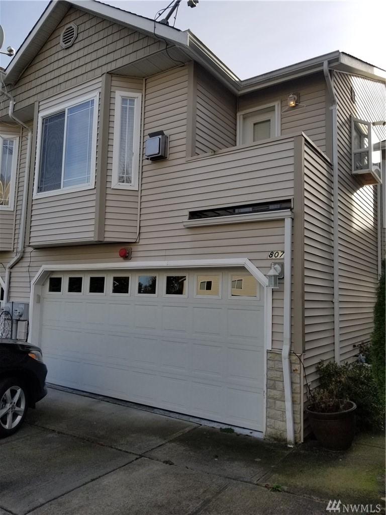 807 145th Ct - Photo 1