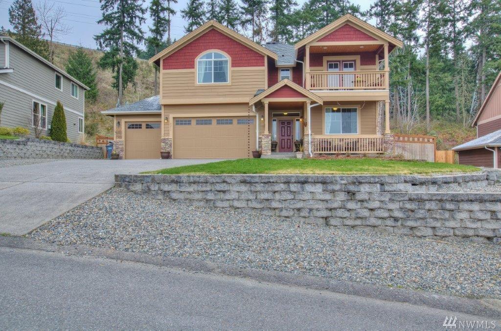 8211 173rd Ave - Photo 1