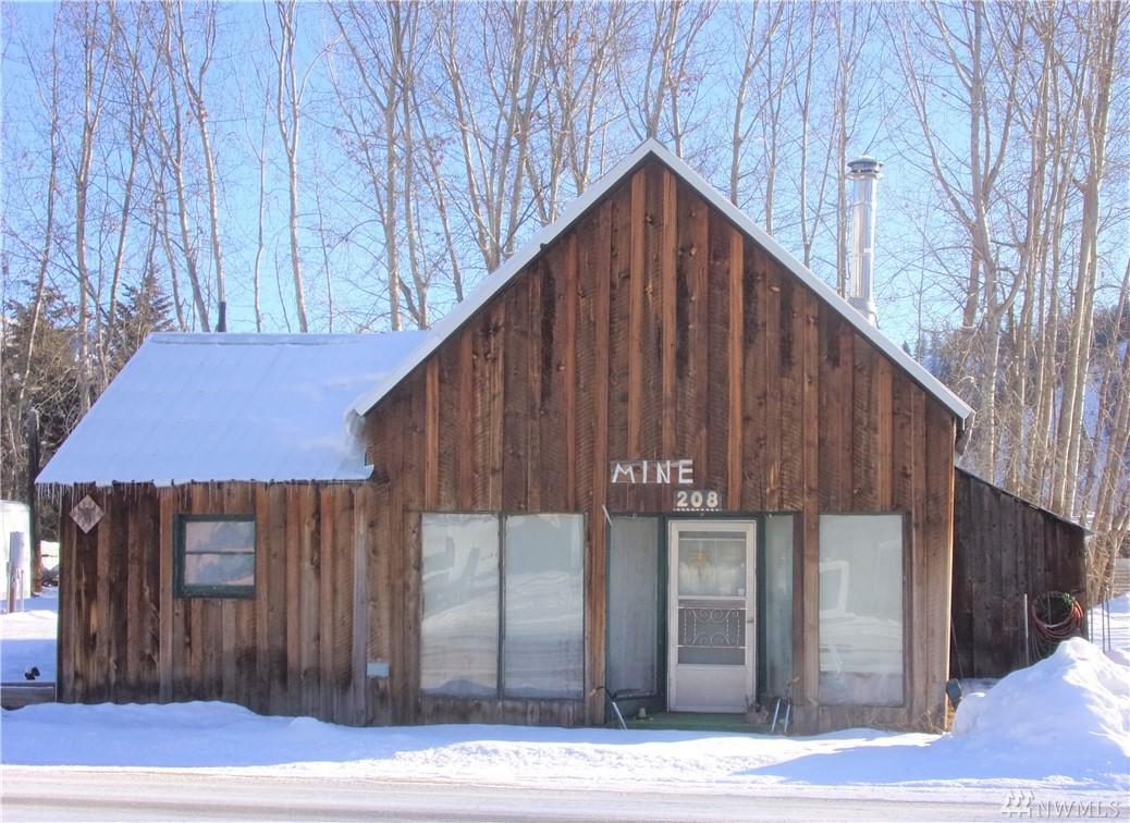 208 Main St - Photo 1